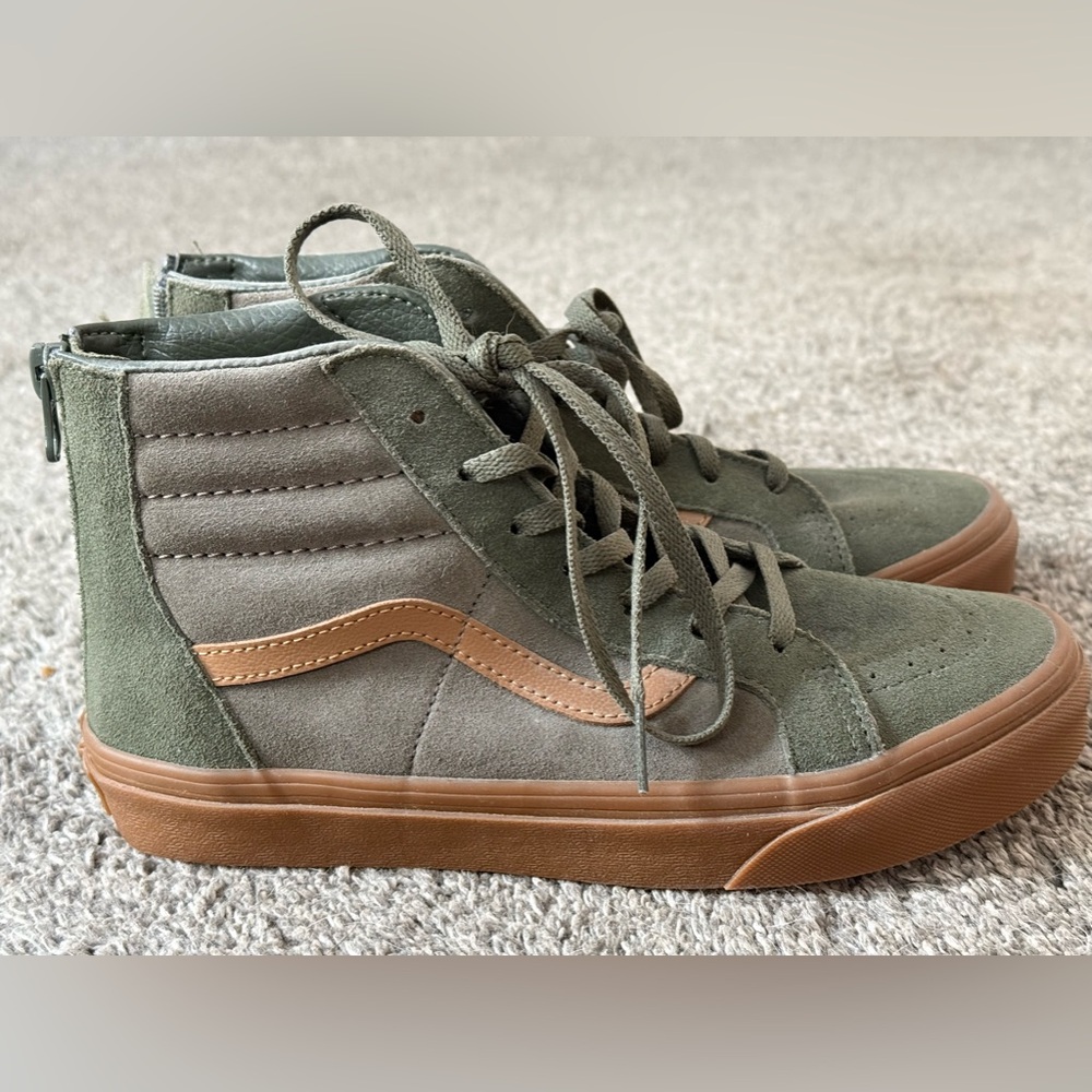 New Vans Sk8-Hi Zip Grape Leaf & Canteen Brown Suede Skate Shoe
